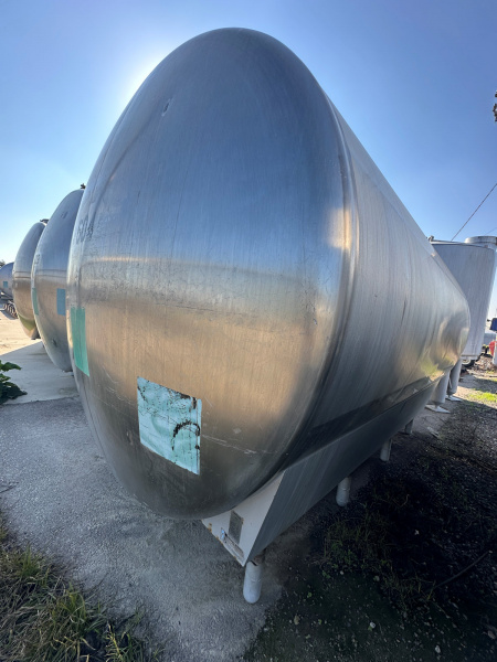 5,000 gallon stainless steel tanks